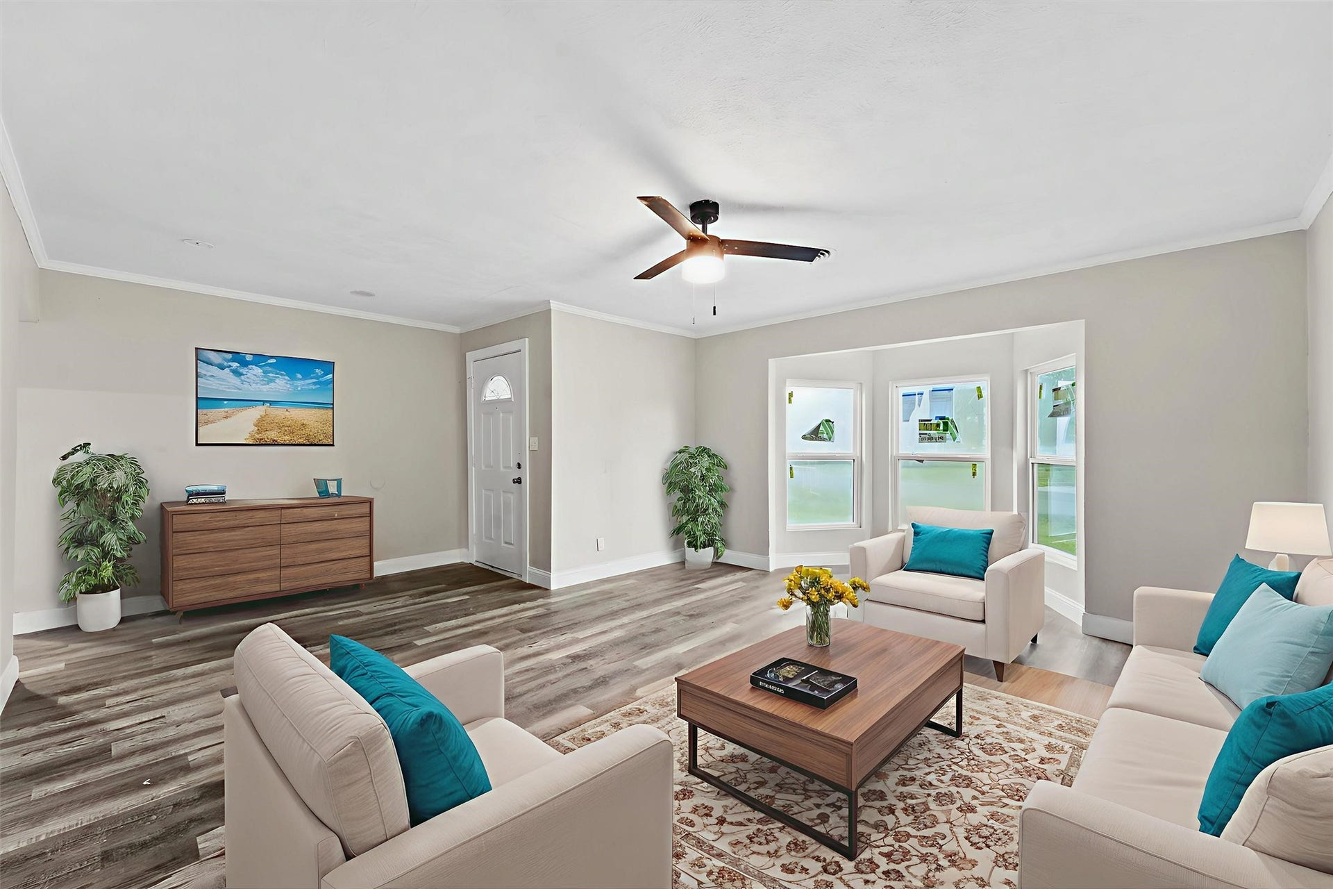 1405 Palm Street, La Marque, TX 77568 Staged Virtually