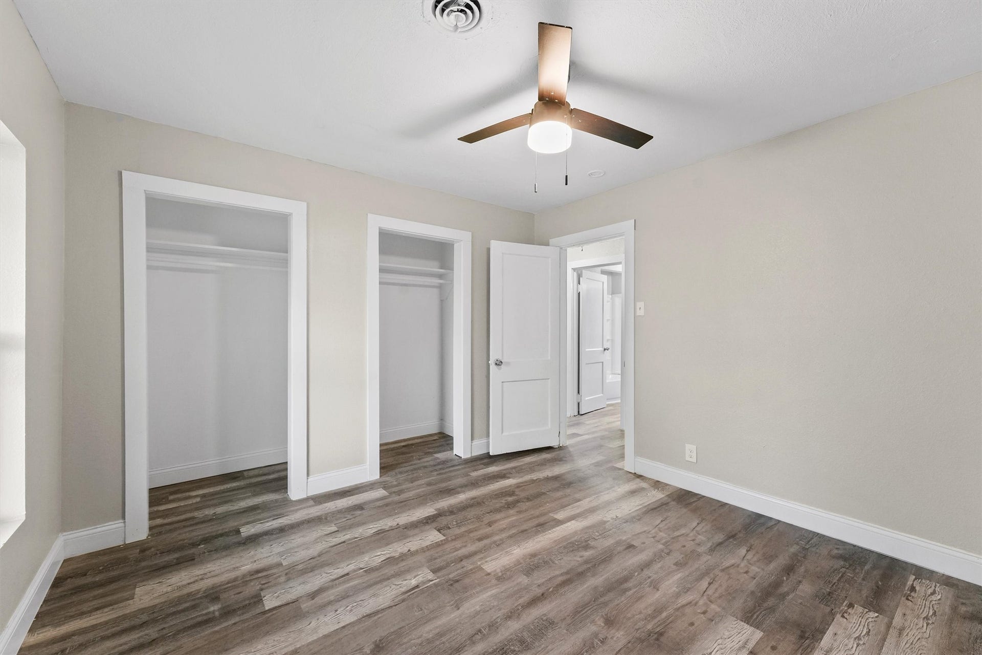 1405 Palm Street, La Marque, TX 77568 1405 Palm Street, La Marque, TX 77568