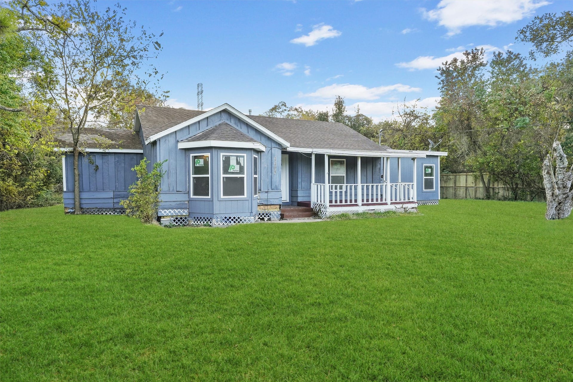 1405 Palm Street, La Marque, TX 77568 1405 Palm Street, La Marque, TX 77568