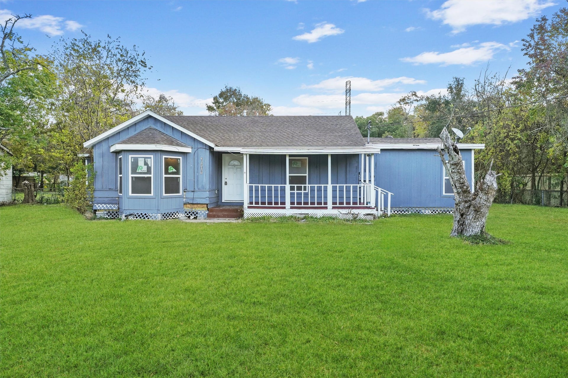 1405 Palm Street, La Marque, TX 77568 1405 Palm Street, La Marque, TX 77568