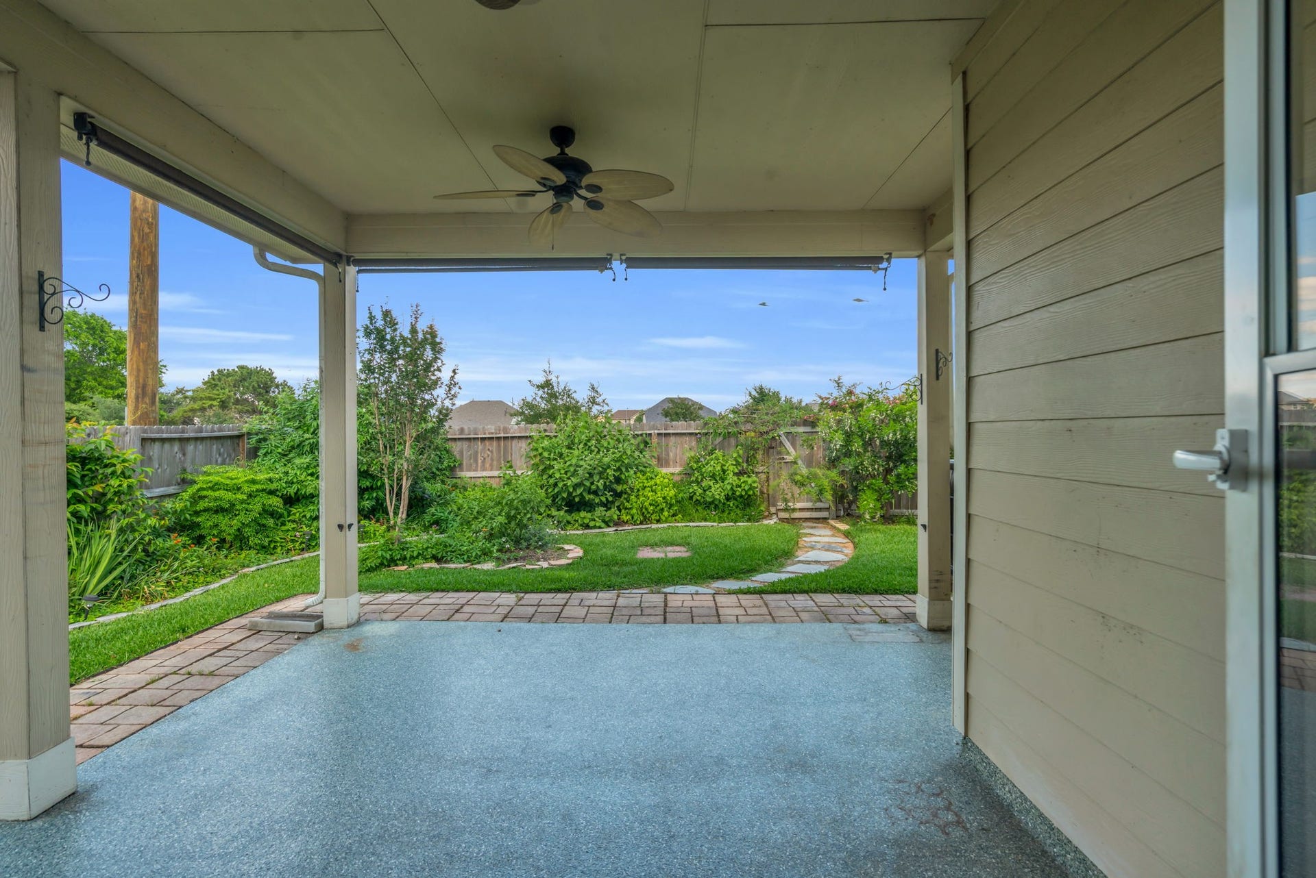 9978 Golden Field Lane, Brookshire, TX 77423 9978 Golden Field Lane, Brookshire, TX 77423