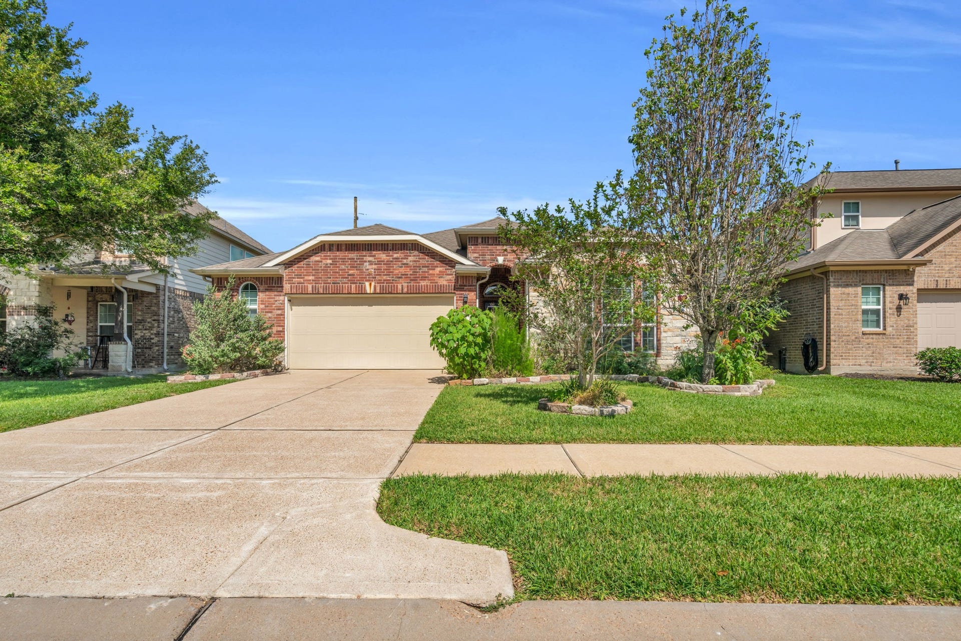 9978 Golden Field Lane, Brookshire, TX 77423 9978 Golden Field Lane, Brookshire, TX 77423