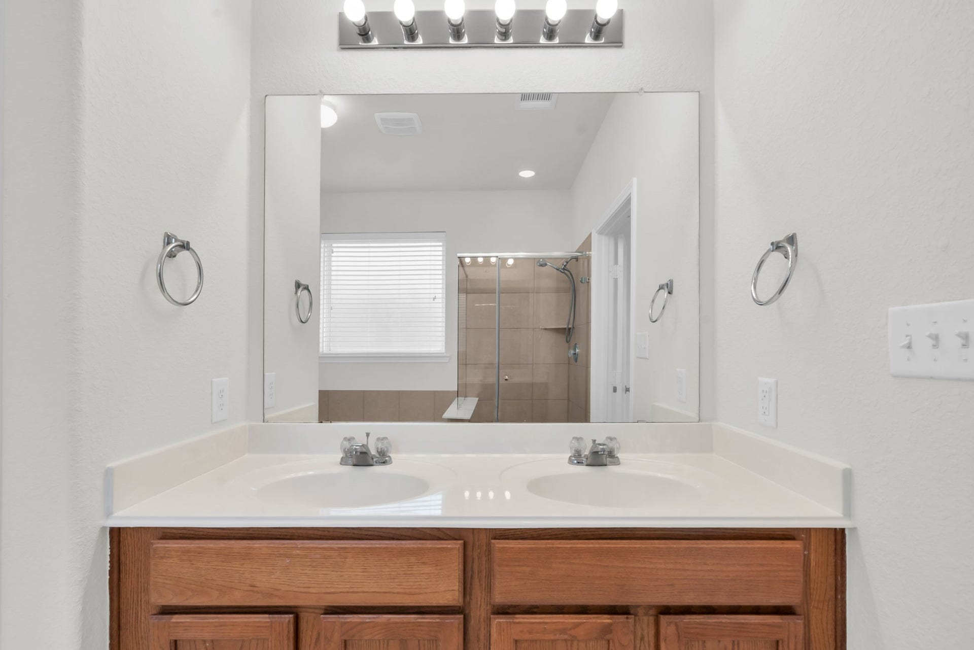 9978 Golden Field Lane, Brookshire, TX 77423 9978 Golden Field Lane, Brookshire, TX 77423