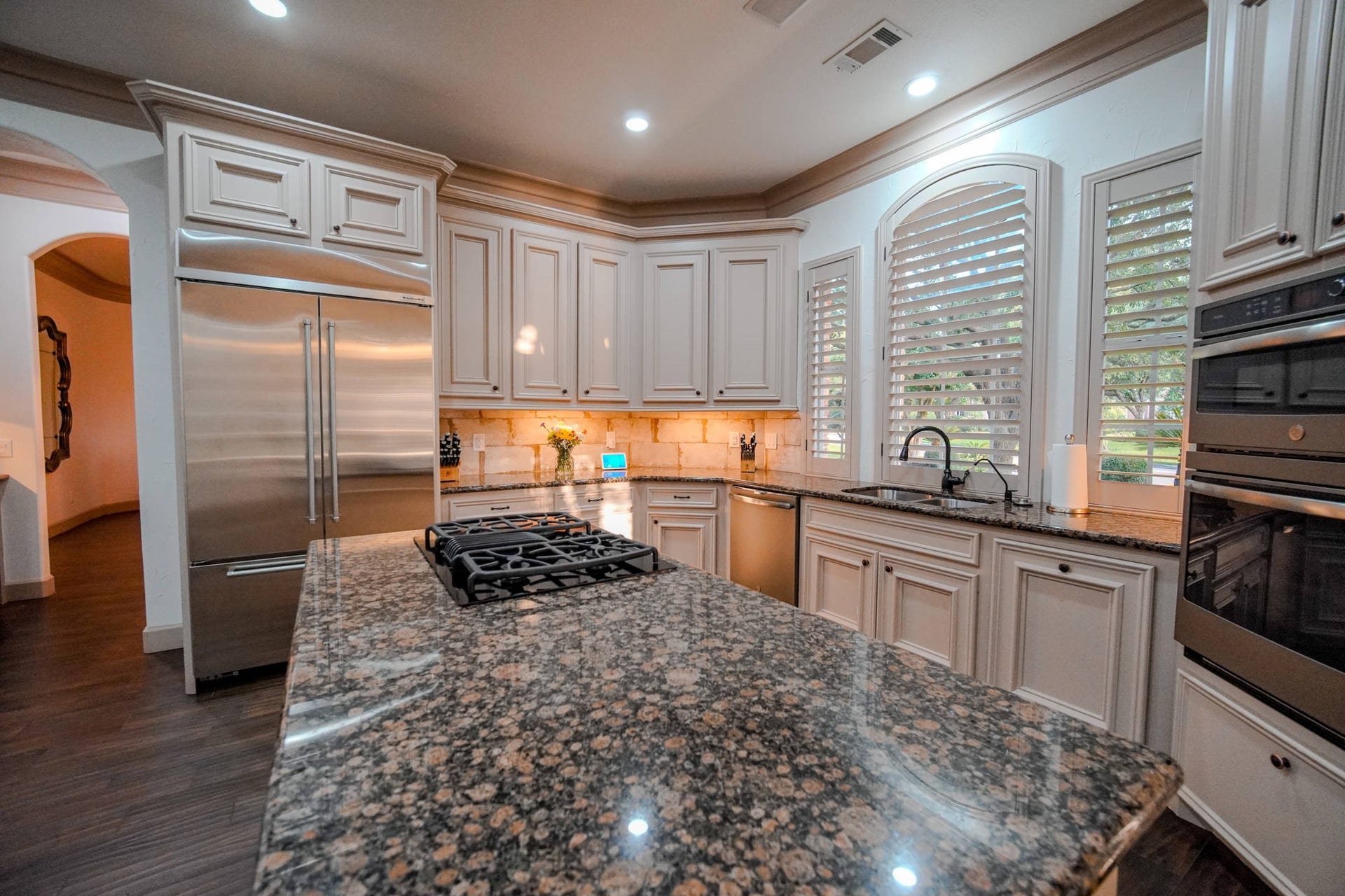 60 Champion Villa Drive, Houston, TX 77069