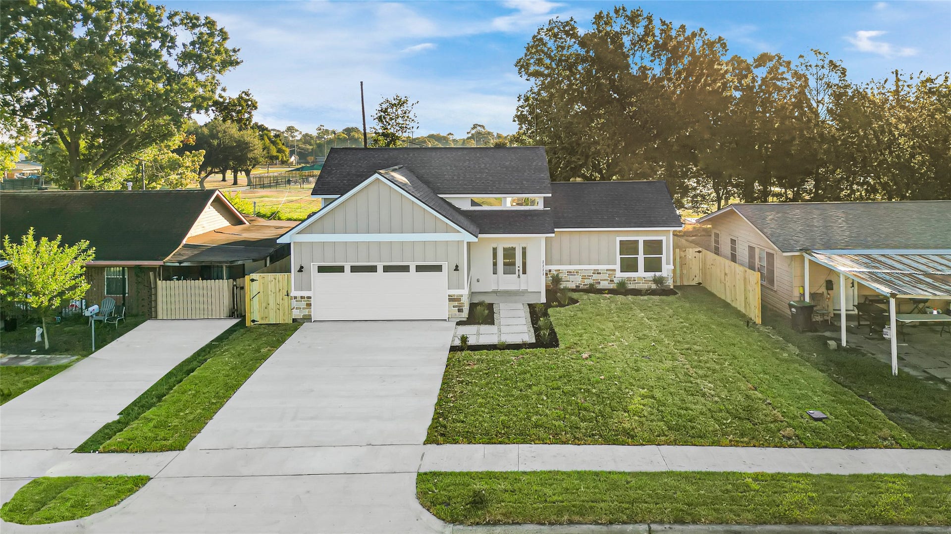 1111 Sunset Drive, Pasadena, TX 77506 1111 Sunset Drive, Pasadena, TX 77506