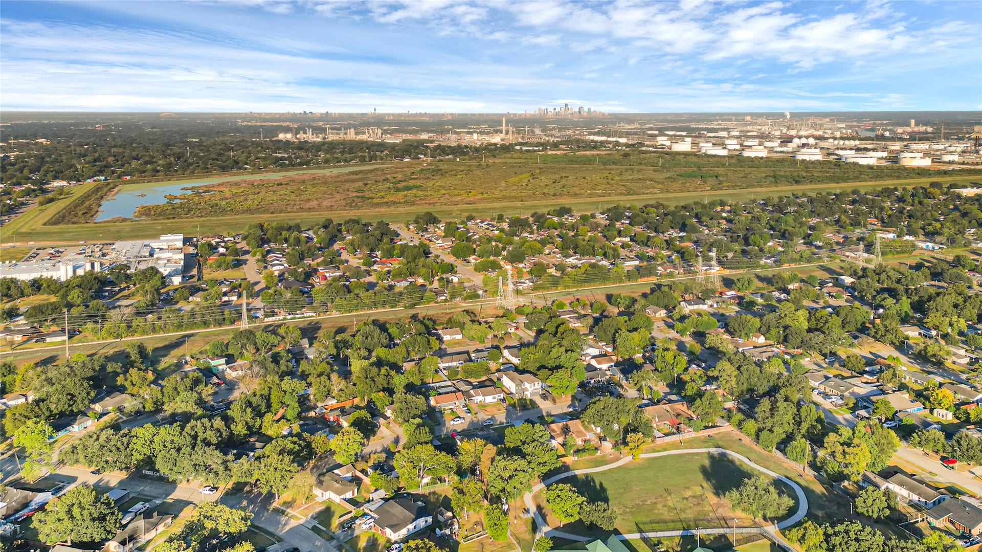 1111 Sunset Drive, Pasadena, TX 77506 1111 Sunset Drive, Pasadena, TX 77506