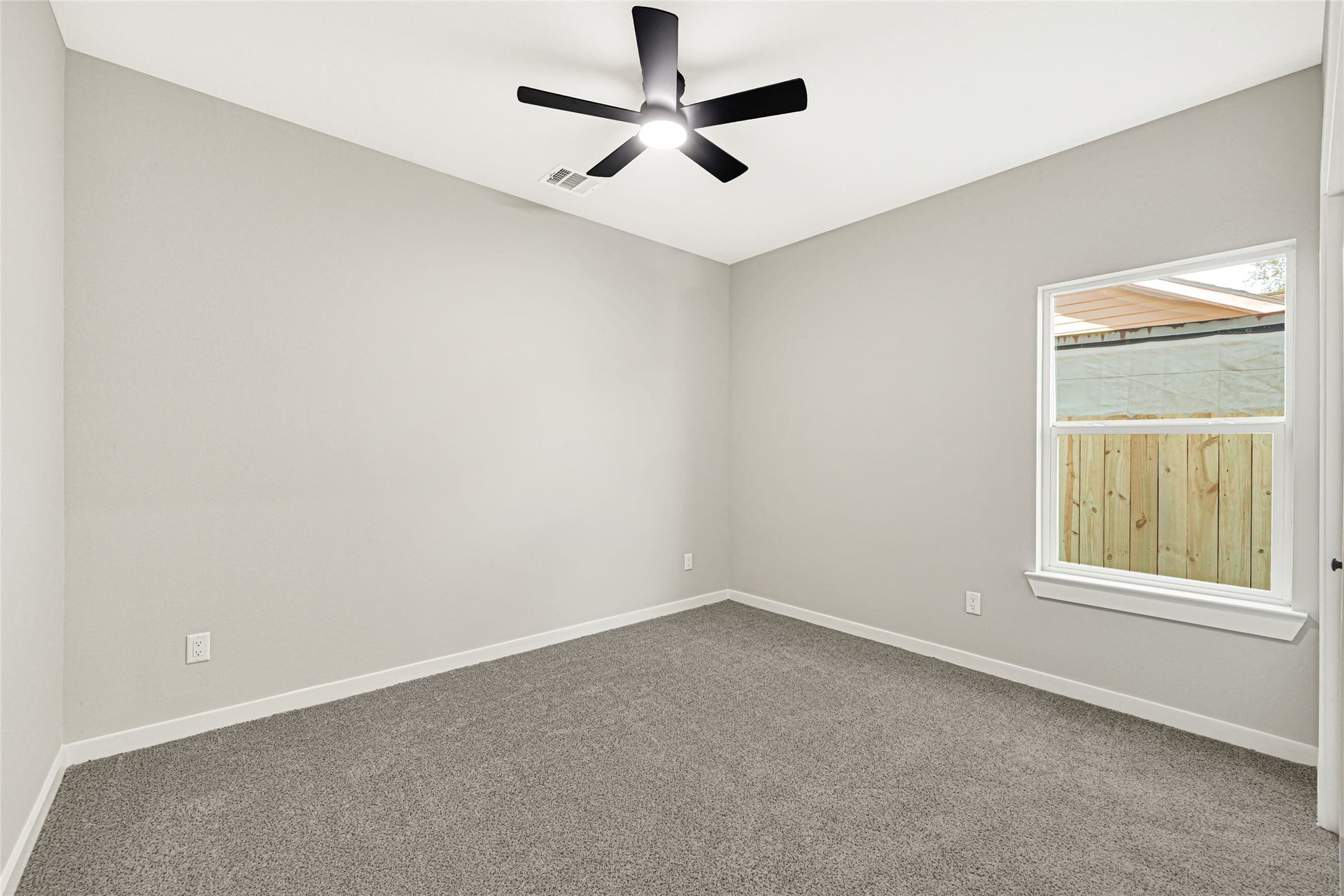 1111 Sunset Drive, Pasadena, TX 77506 bedroom 2
