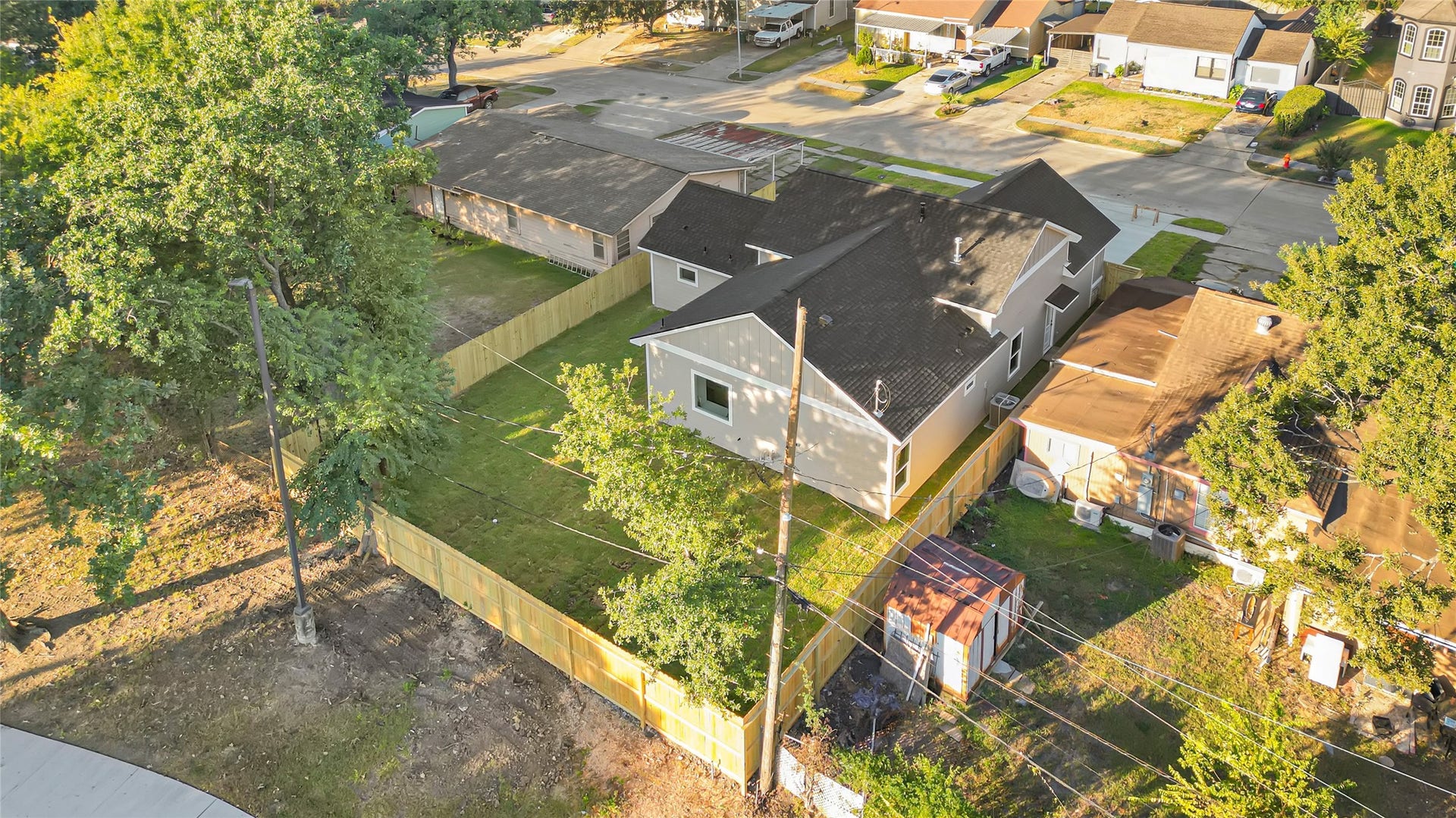 1111 Sunset Drive, Pasadena, TX 77506 1111 Sunset Drive, Pasadena, TX 77506