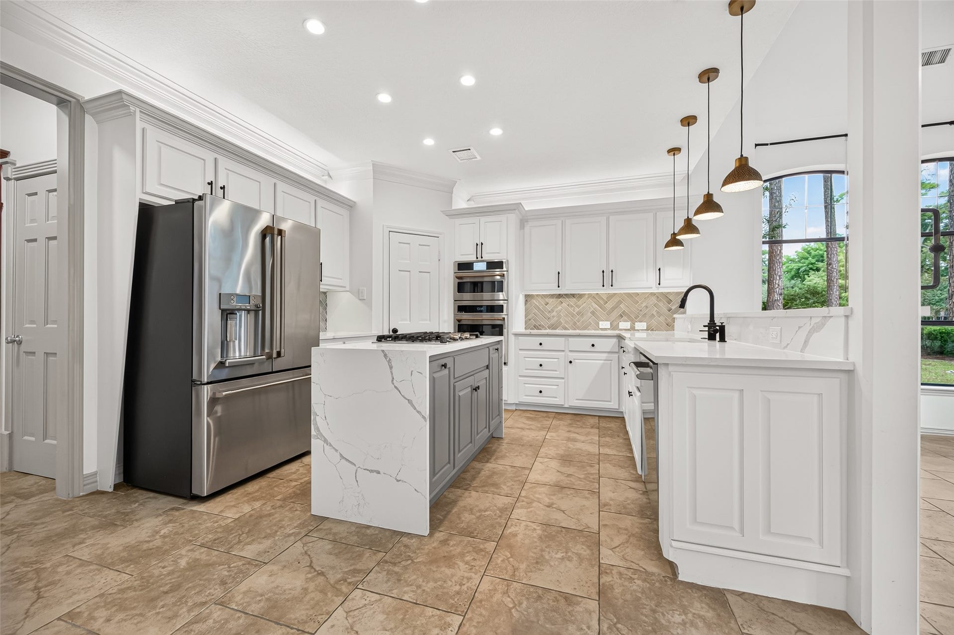 2 Turtle Rock Court, Spring, TX 77381 2 Turtle Rock Court, Spring, TX 77381