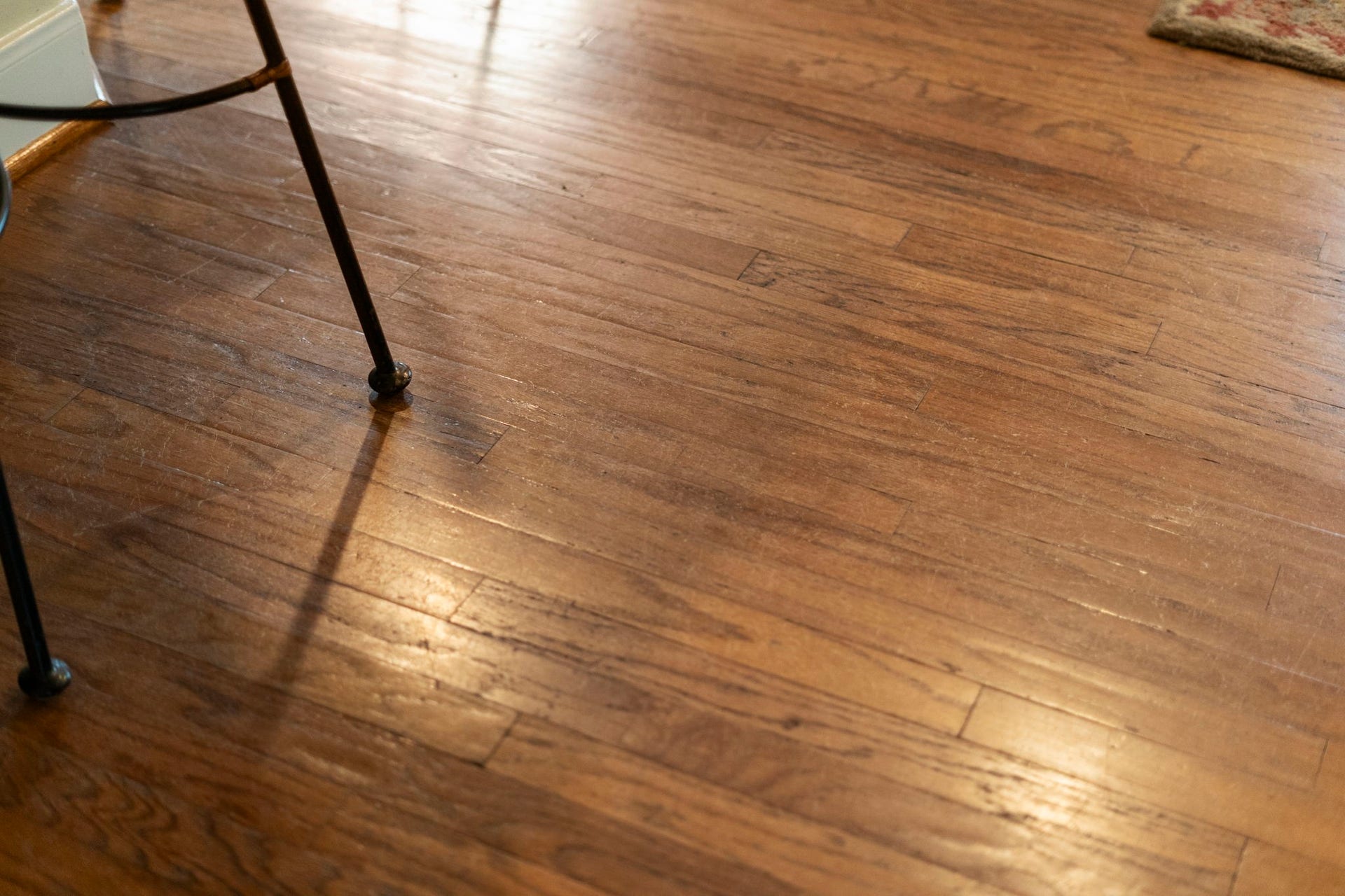 39 Rippling Creek Drive, Sugar Land, TX 77479 Solid oak flooring runs throughout, adding warmth, durability, and timeless appeal.