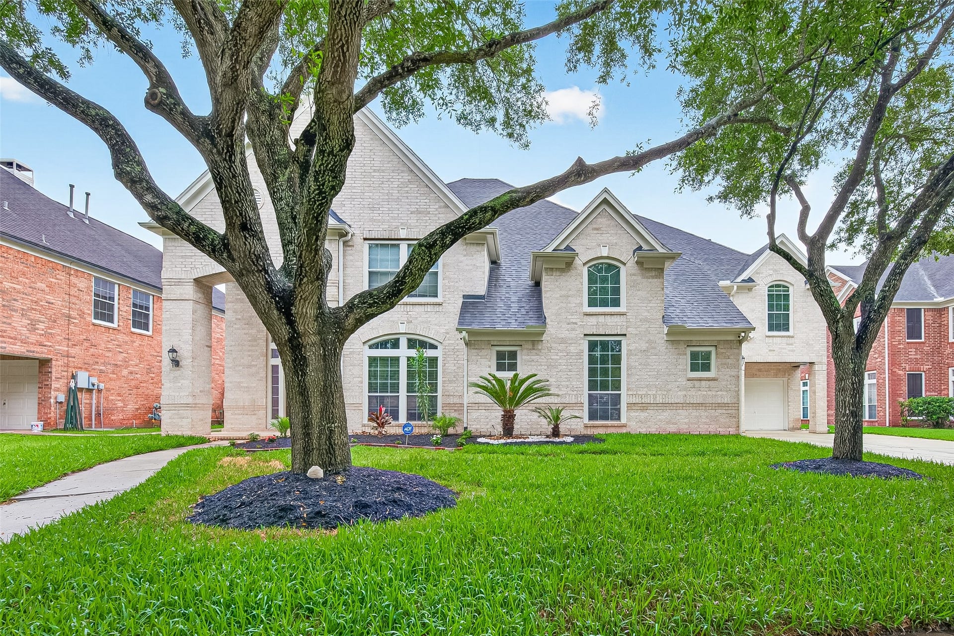 4219 Fisher Lake Drive, Richmond, TX 77406