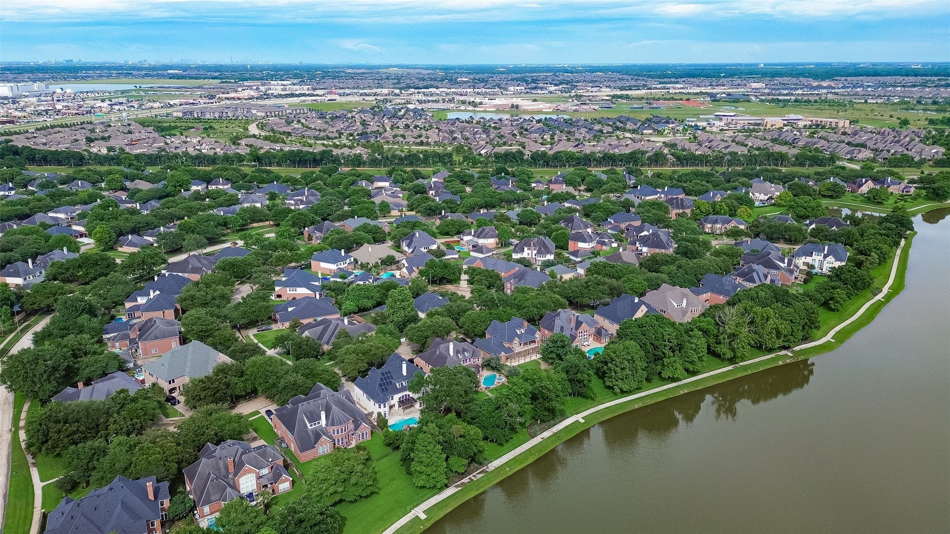4219 Fisher Lake Drive, Richmond, TX 77406