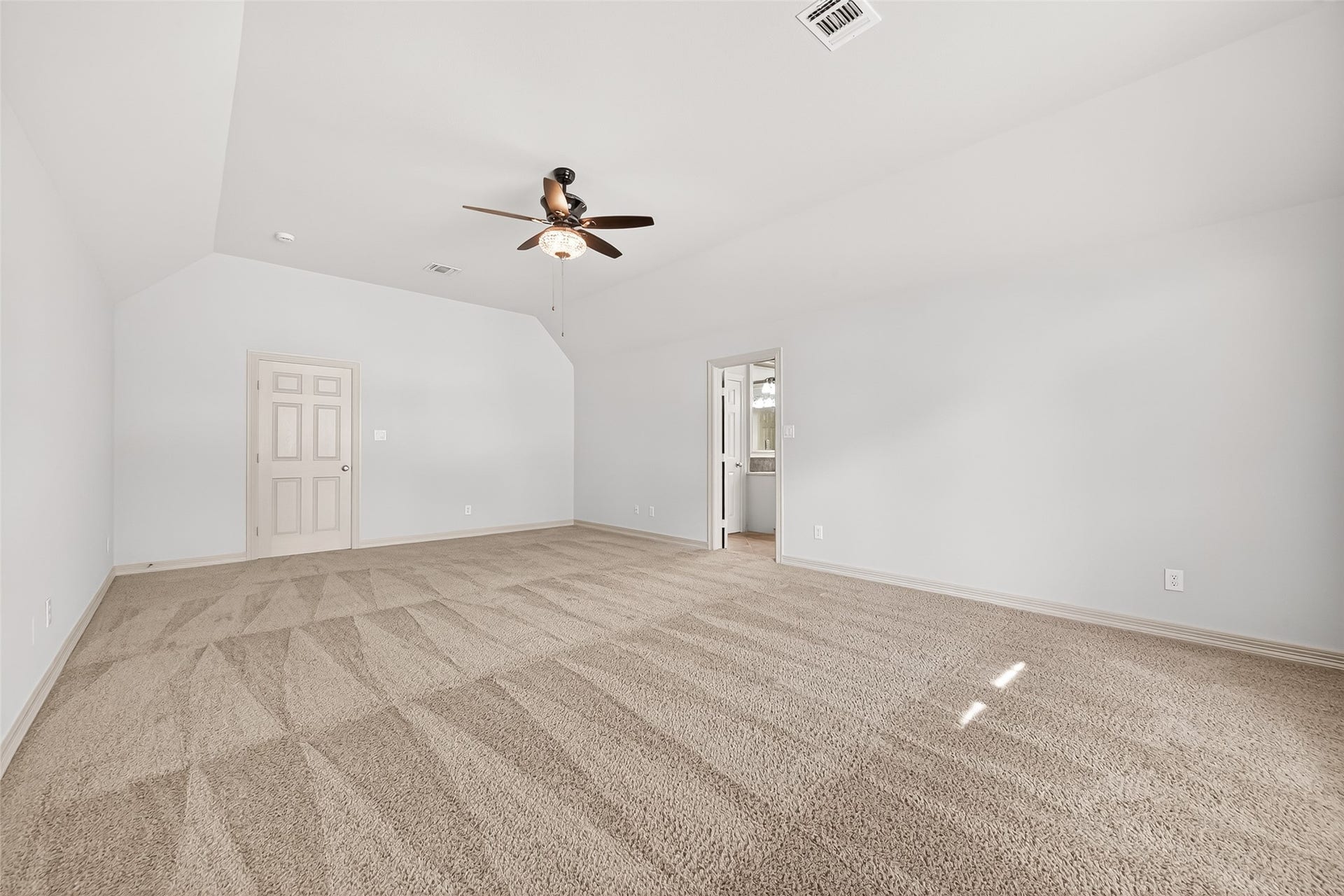 4219 Fisher Lake Drive, Richmond, TX 77406