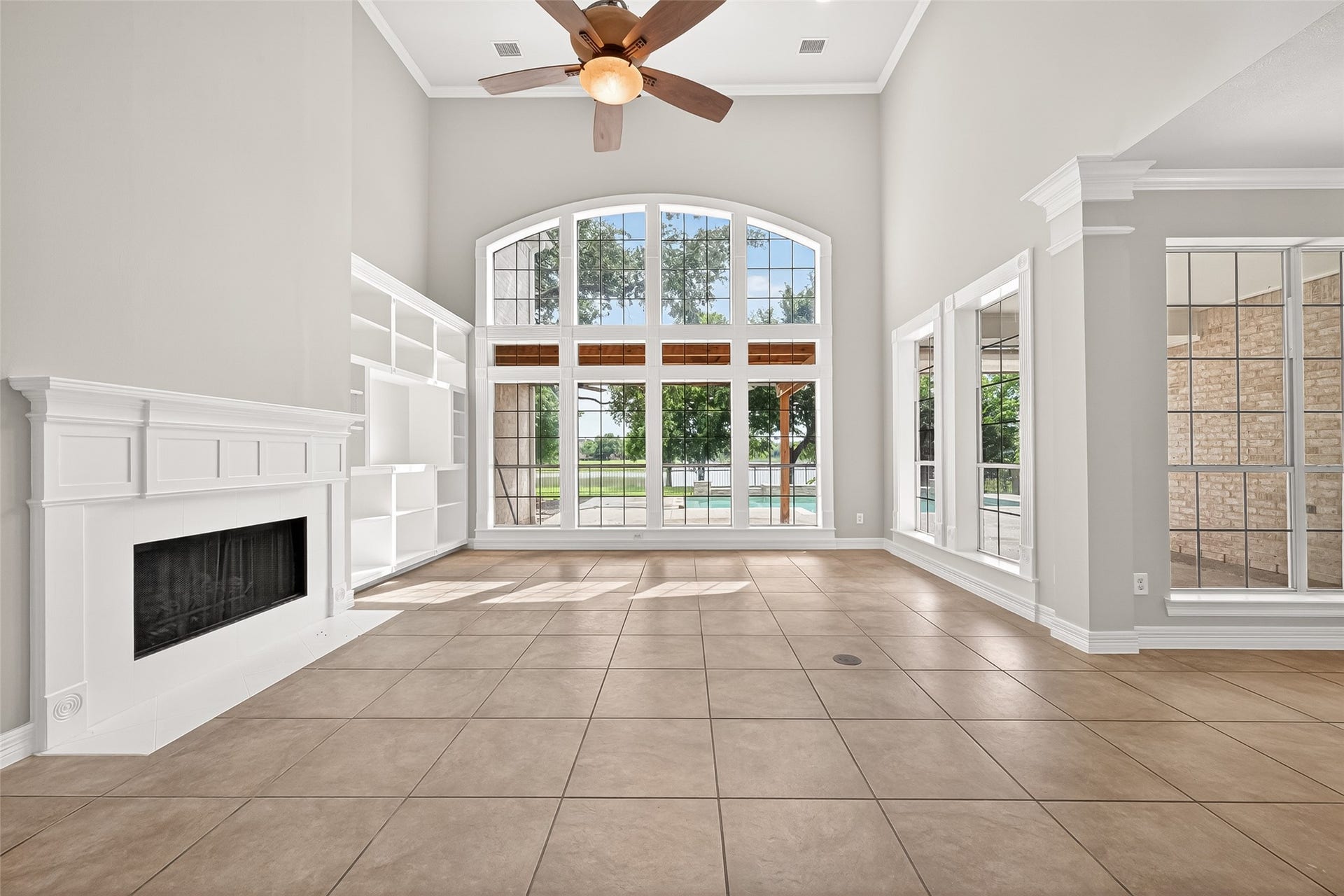 4219 Fisher Lake Drive, Richmond, TX 77406