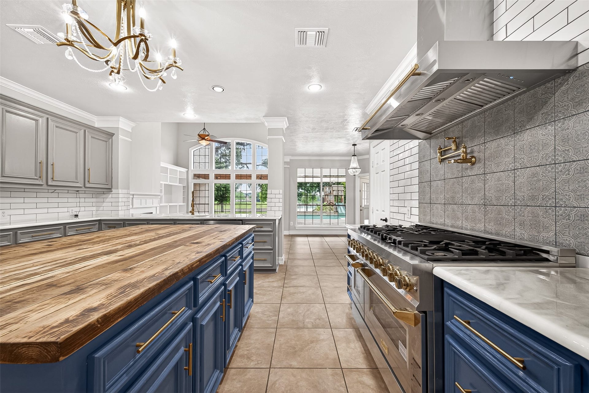4219 Fisher Lake Drive, Richmond, TX 77406