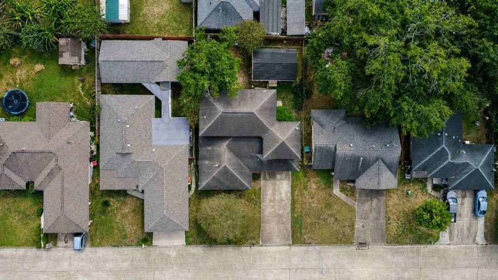 1219 Pilot Point Drive, Houston, TX 77038