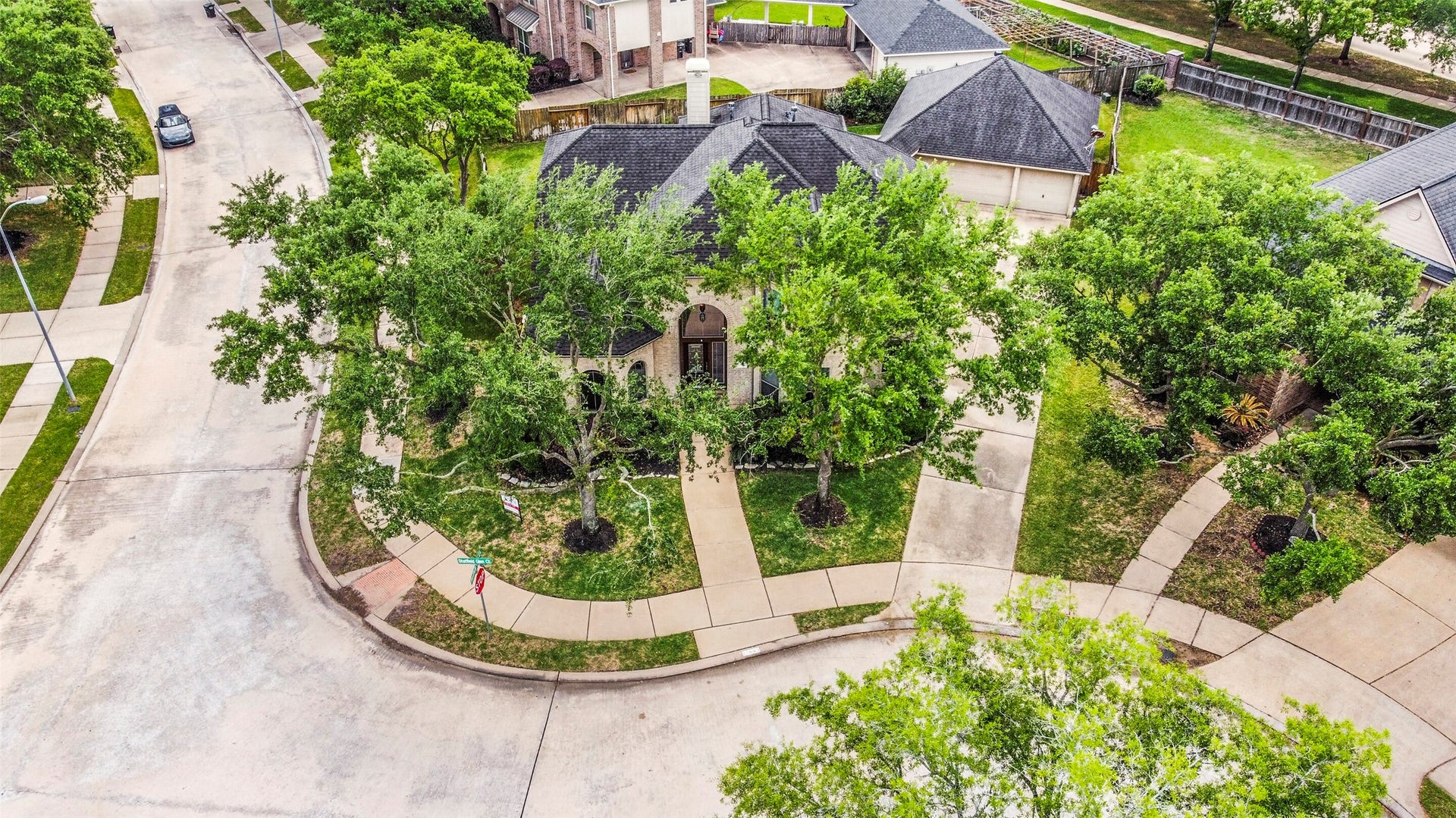 21603 Statfield Glen, Katy, TX 77450 Aerial view of a home nestled on a quiet cul-de-sac lot.
