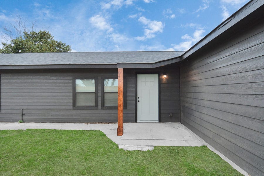 Property photo for 262 1/2 De Boll Street, Houston, TX