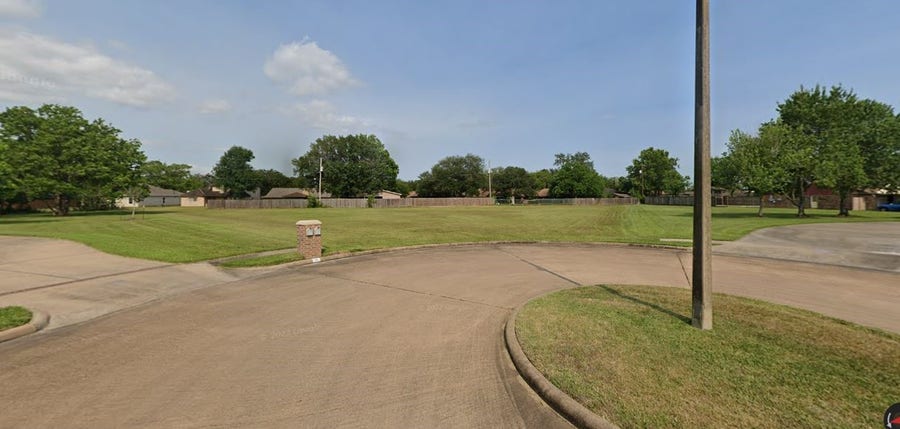 Property photo for 17 Harvest Glen Drive, Angleton, TX