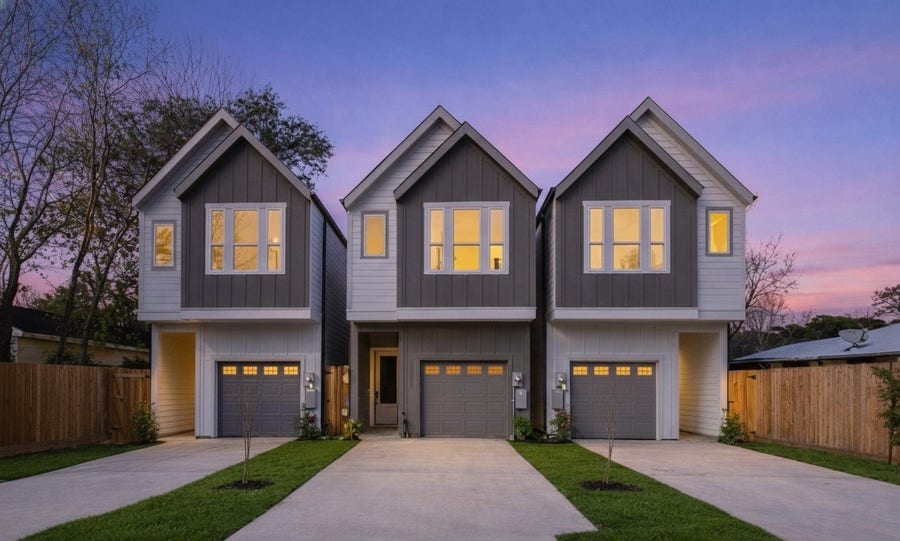 Property photo for 5032 Creekmont Drive, Houston, TX