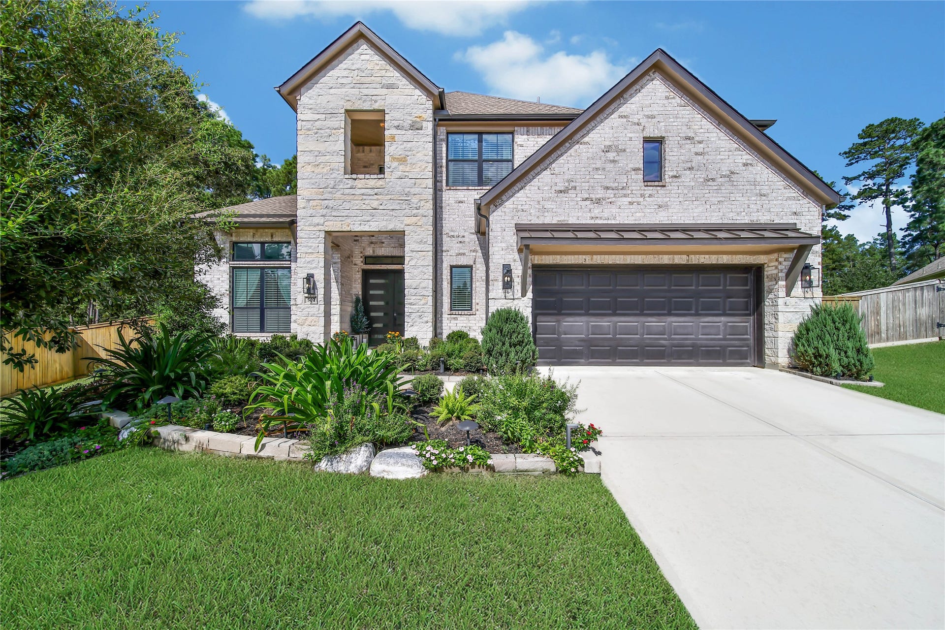 507 Pepperridge Court, Willis, TX 77318