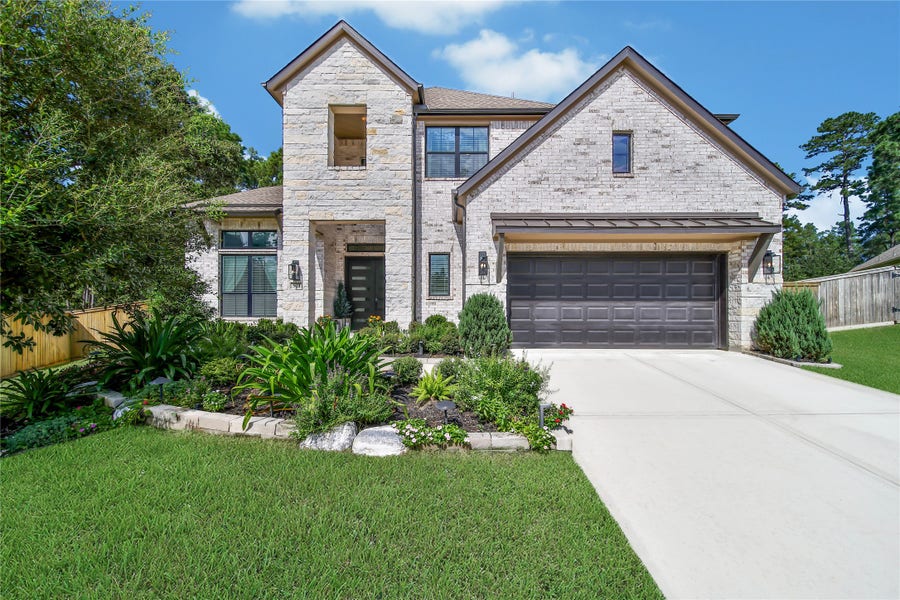 Property photo for 507 Pepperridge Court, Willis, TX
