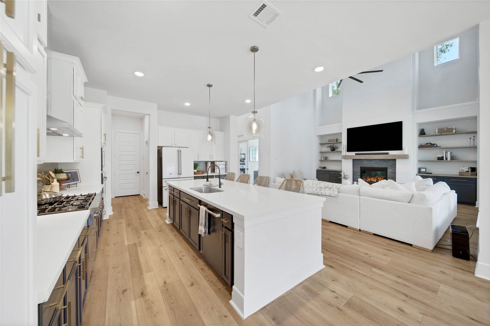 507 Pepperridge Court, Willis, TX 77318