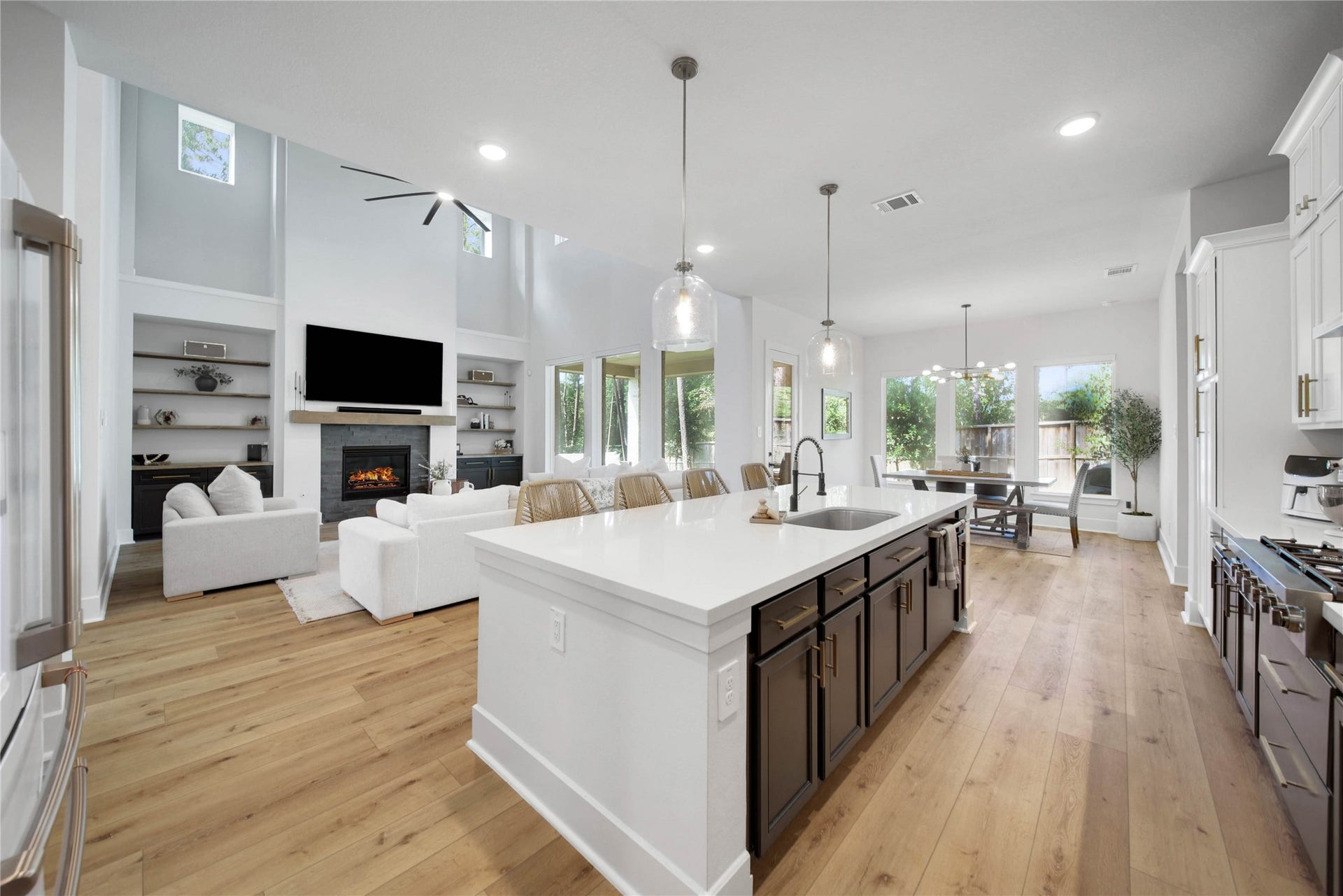 507 Pepperridge Court, Willis, TX 77318