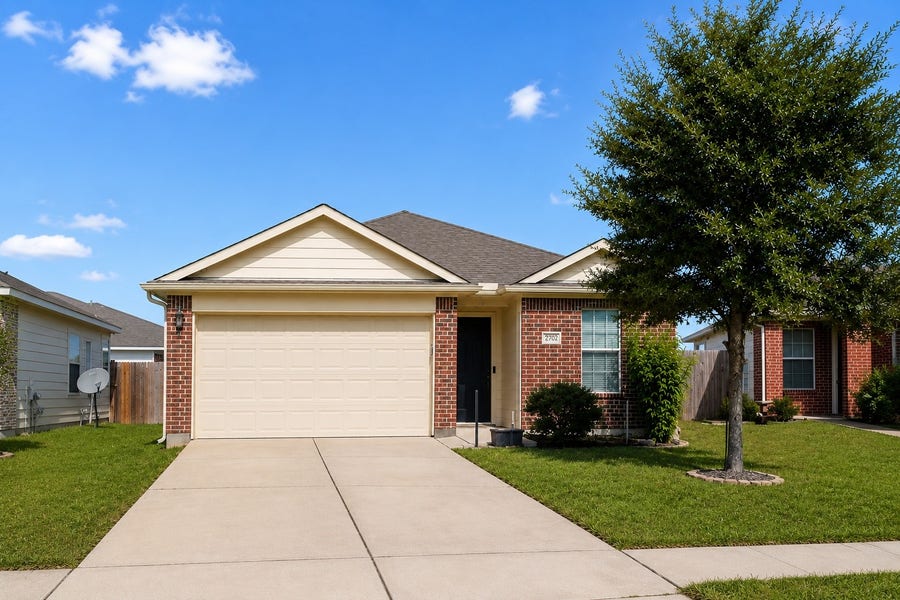 Property photo for 28714 Leon River Court, Spring, TX
