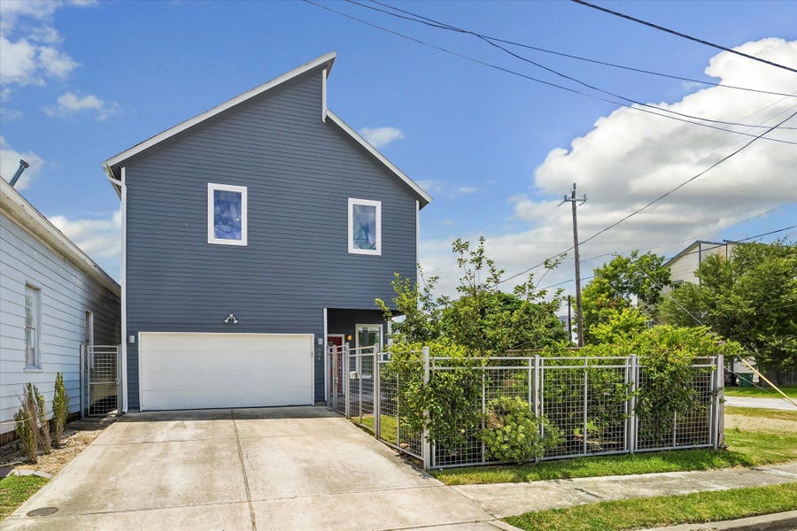 Property photo for 304 Hogan Street, Houston, TX