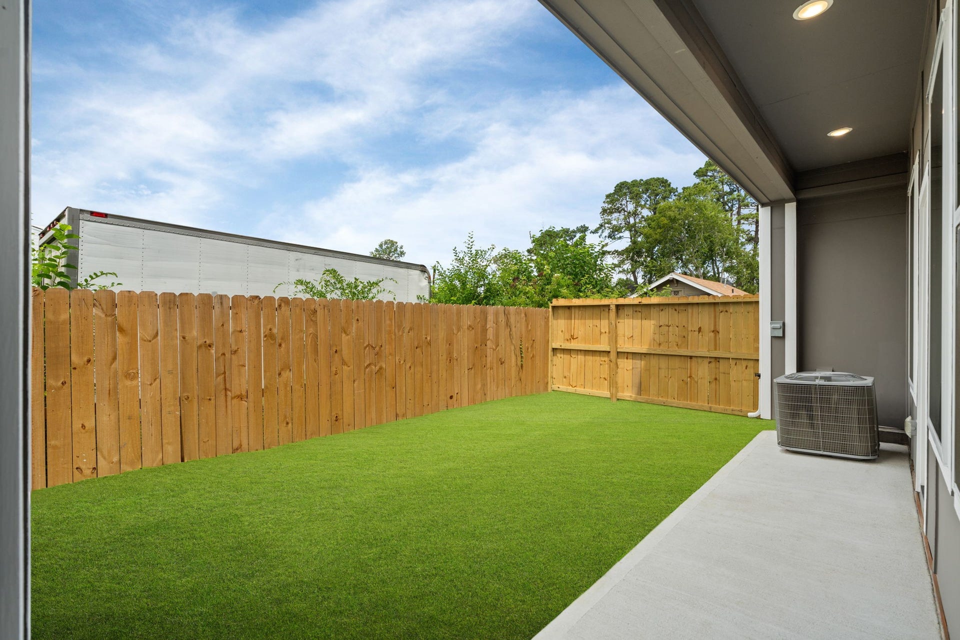 5817 Highland Sun Lane, Houston, TX 77091 5817 Highland Sun Lane, Houston, TX 77091