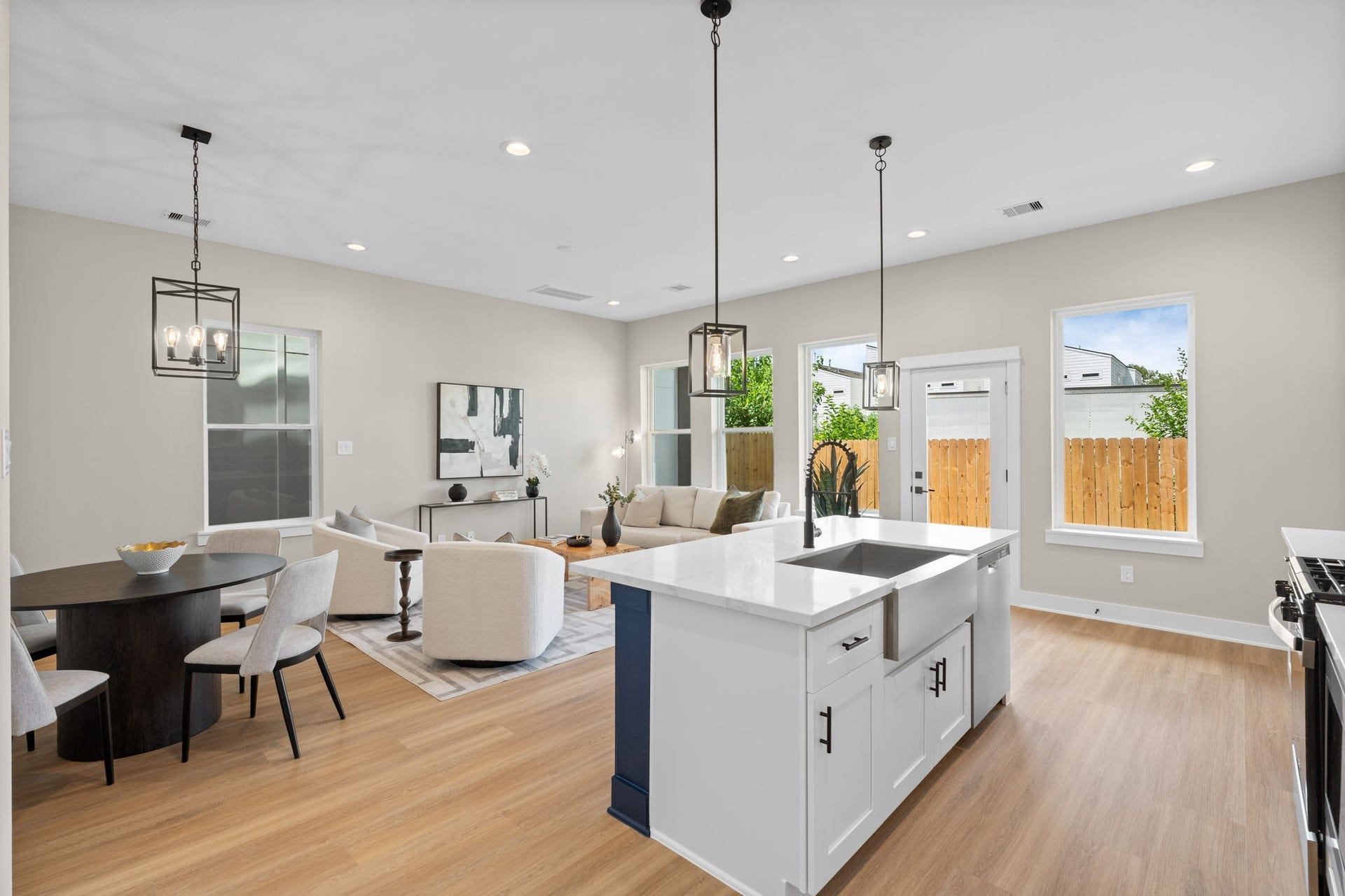 5817 Highland Sun Lane, Houston, TX 77091 5817 Highland Sun Lane, Houston, TX 77091