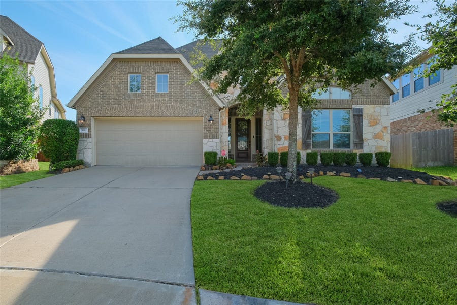 Property photo for 8111 Foster Gate Court, Richmond, TX