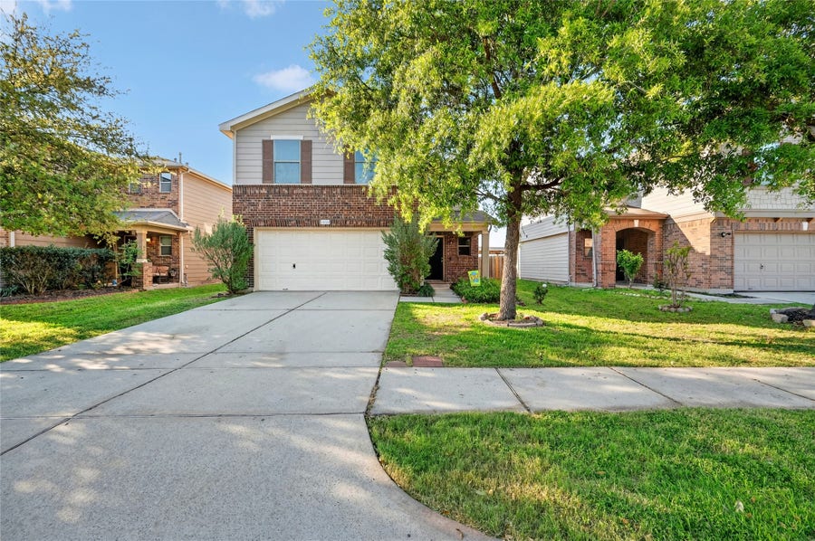 Property photo for 1010 Larks Trace Lane, Houston, TX
