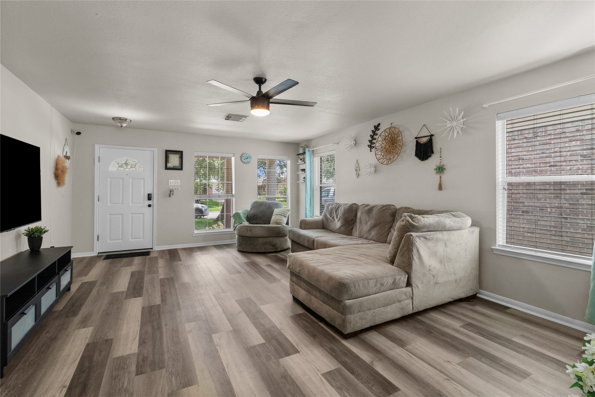 4026 Bentwood Drive, Dickinson, TX 77539 4026 Bentwood Drive, Dickinson, TX 77539