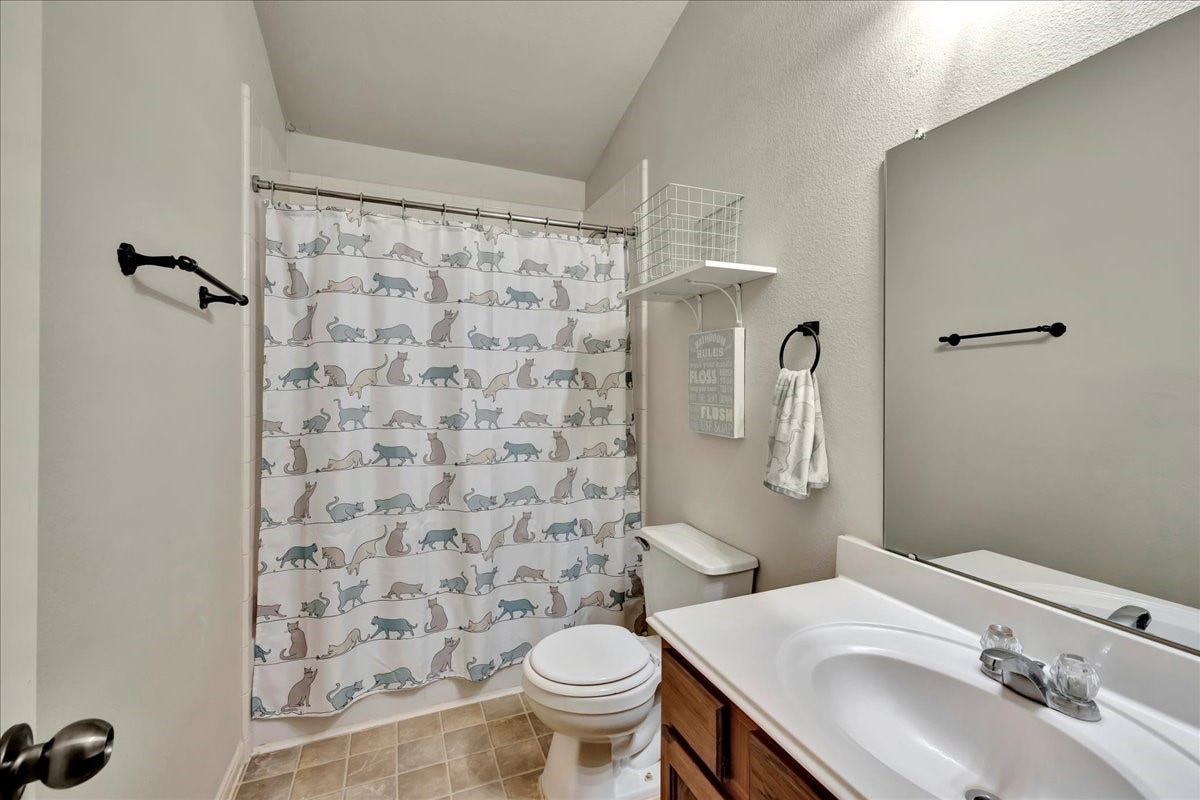 4026 Bentwood Drive, Dickinson, TX 77539 4026 Bentwood Drive, Dickinson, TX 77539