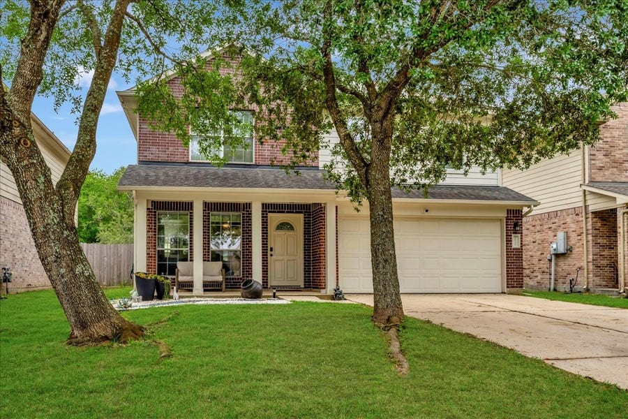 Property photo for 4026 Bentwood Drive, Dickinson, TX