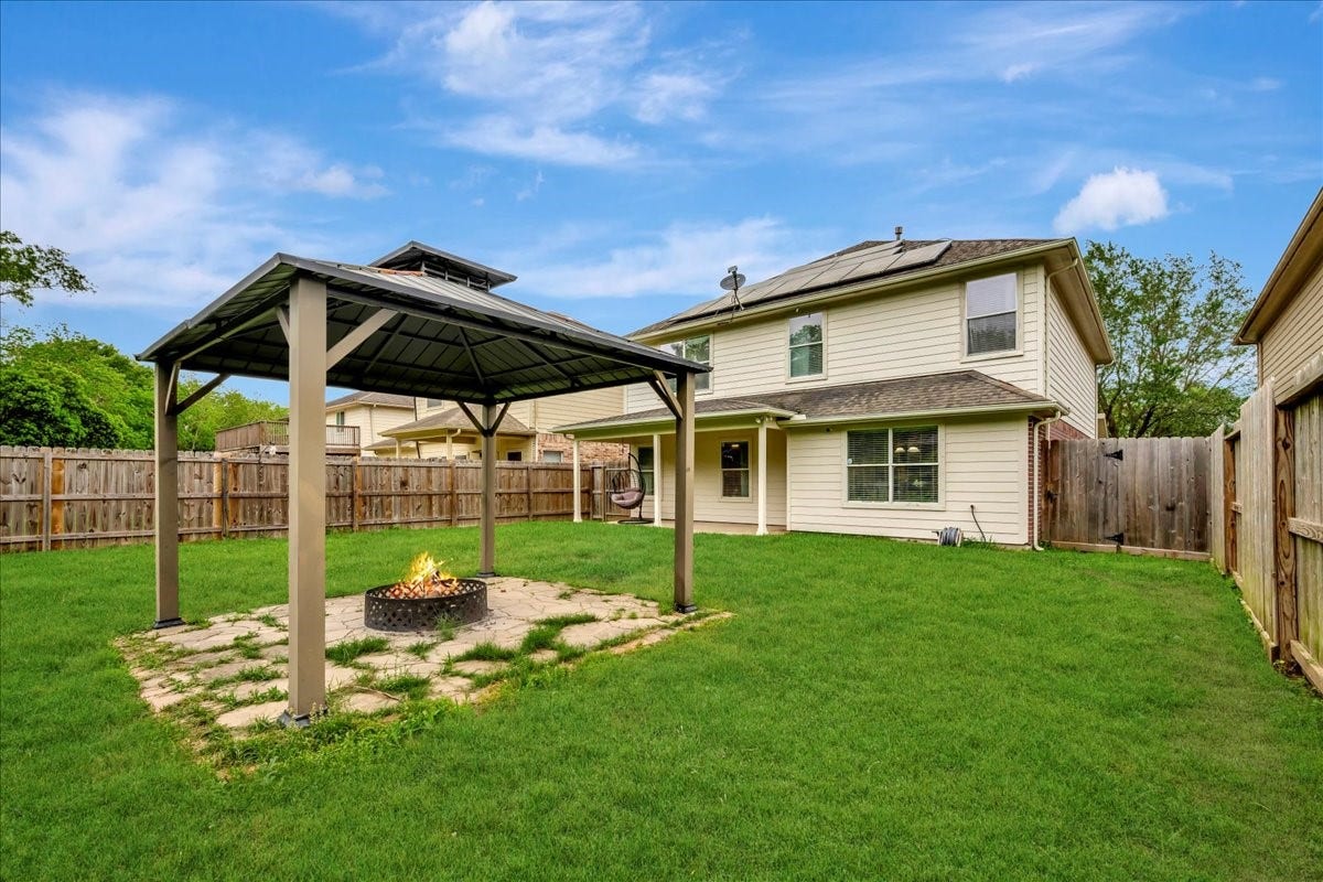 4026 Bentwood Drive, Dickinson, TX 77539 4026 Bentwood Drive, Dickinson, TX 77539