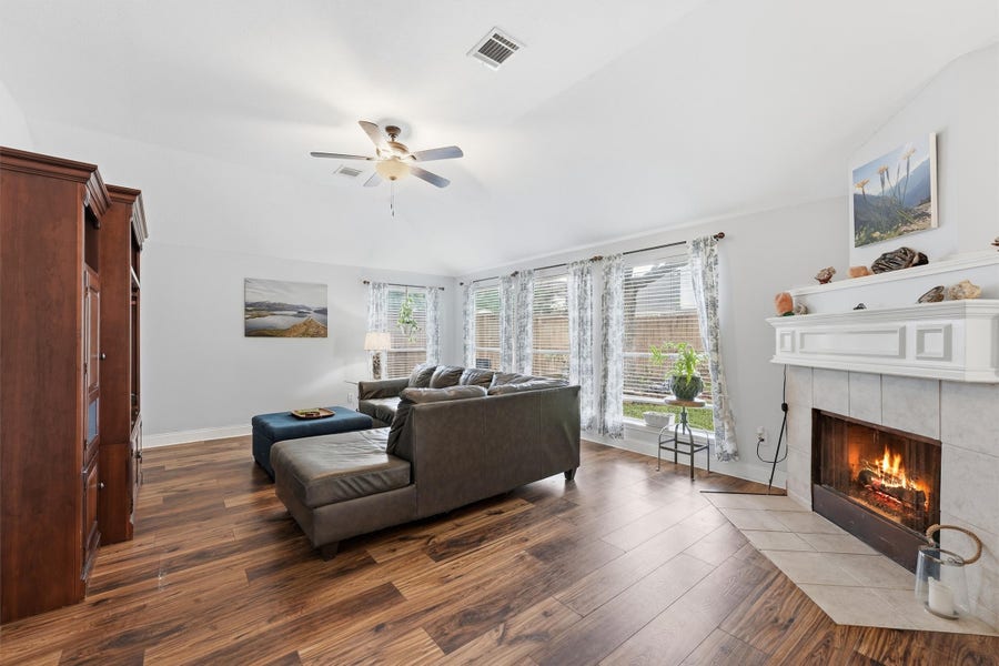 Property photo for 1433 Cottage Cove Court, Seabrook, TX
