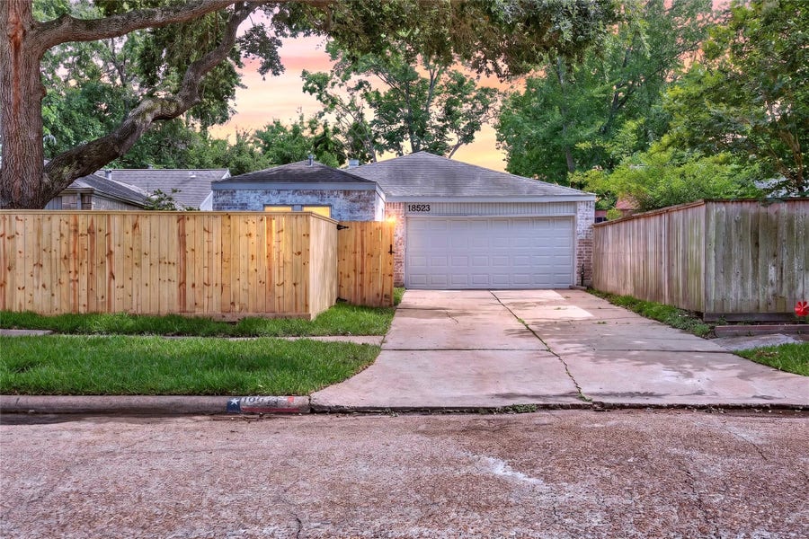 Property photo for 18523 Denise Dale Lane, Houston, TX