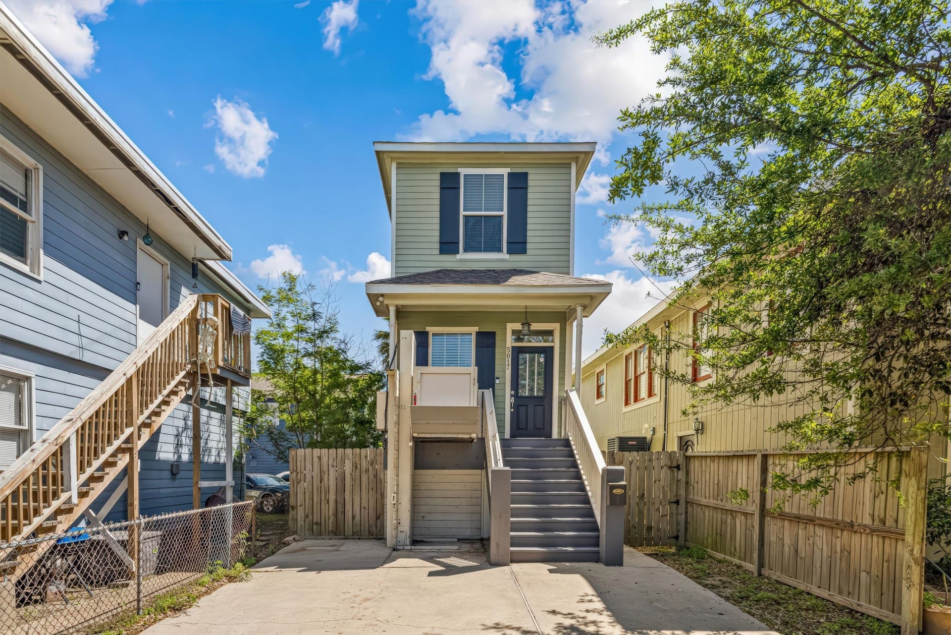 5017 Avenue K, Galveston, TX 77551 Welcome to 5017 K