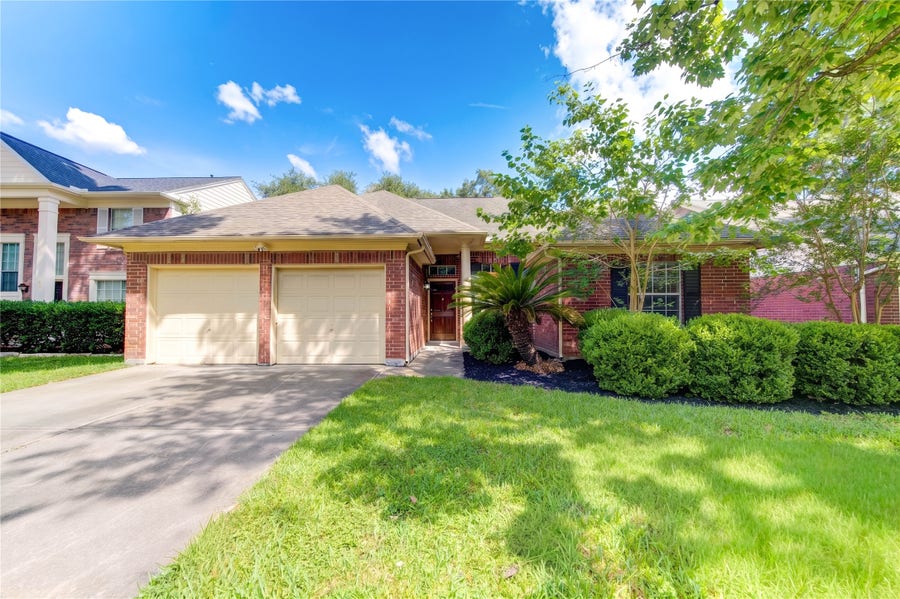 Property photo for 7830 Shangrila Lane, Houston, TX