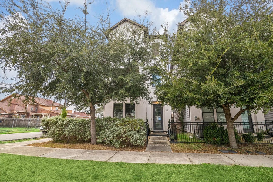 Property photo for 314 Palmer Street, Houston, TX