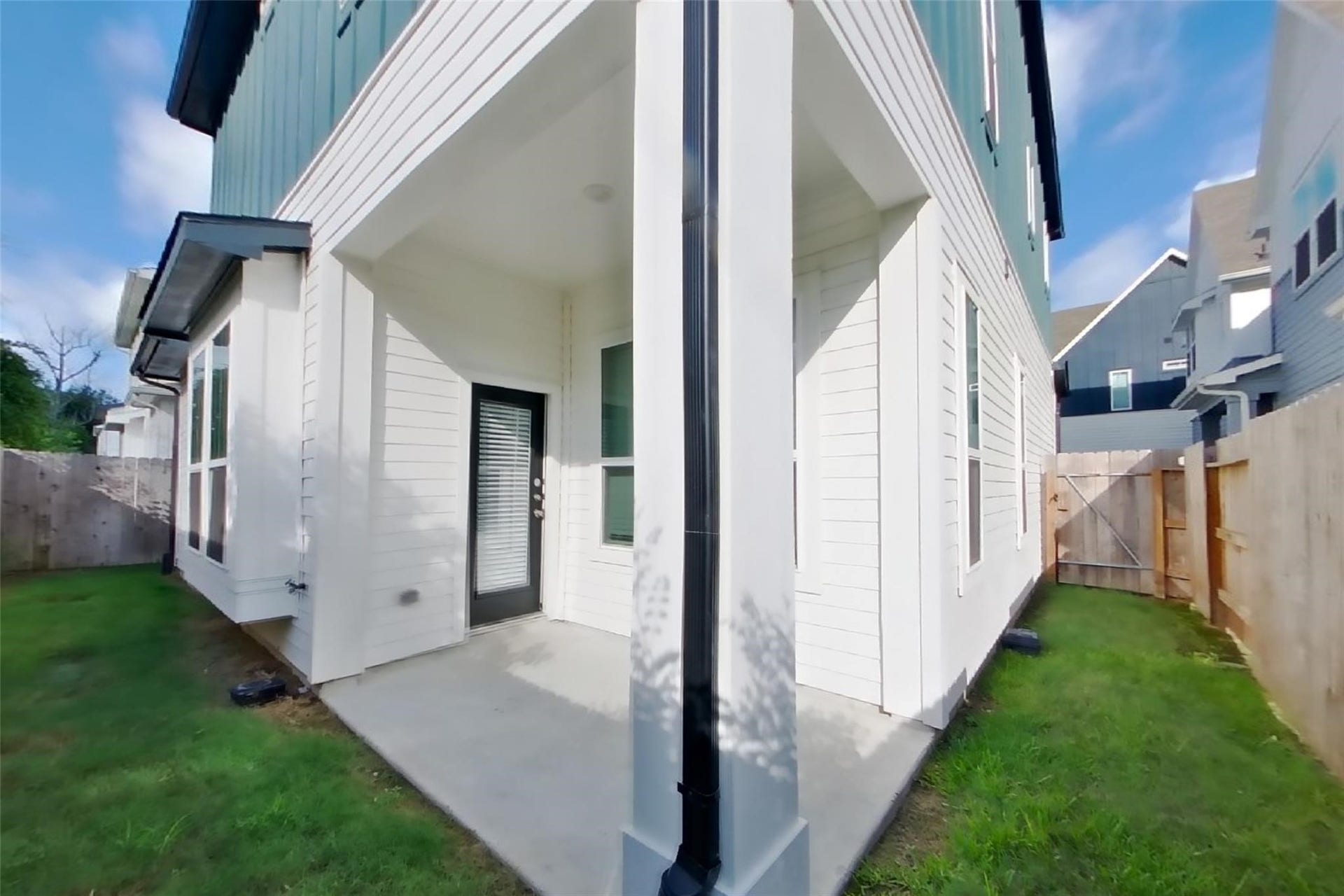 9835 Willow Creek Commerce, #524, Tomball, TX 77375 9835 Willow Creek Commerce, #524, Tomball, TX 77375