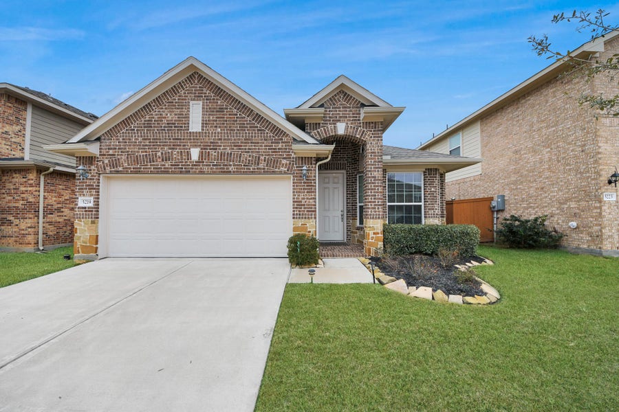Property photo for 5219 Wyatt James Lane, Fulshear, TX