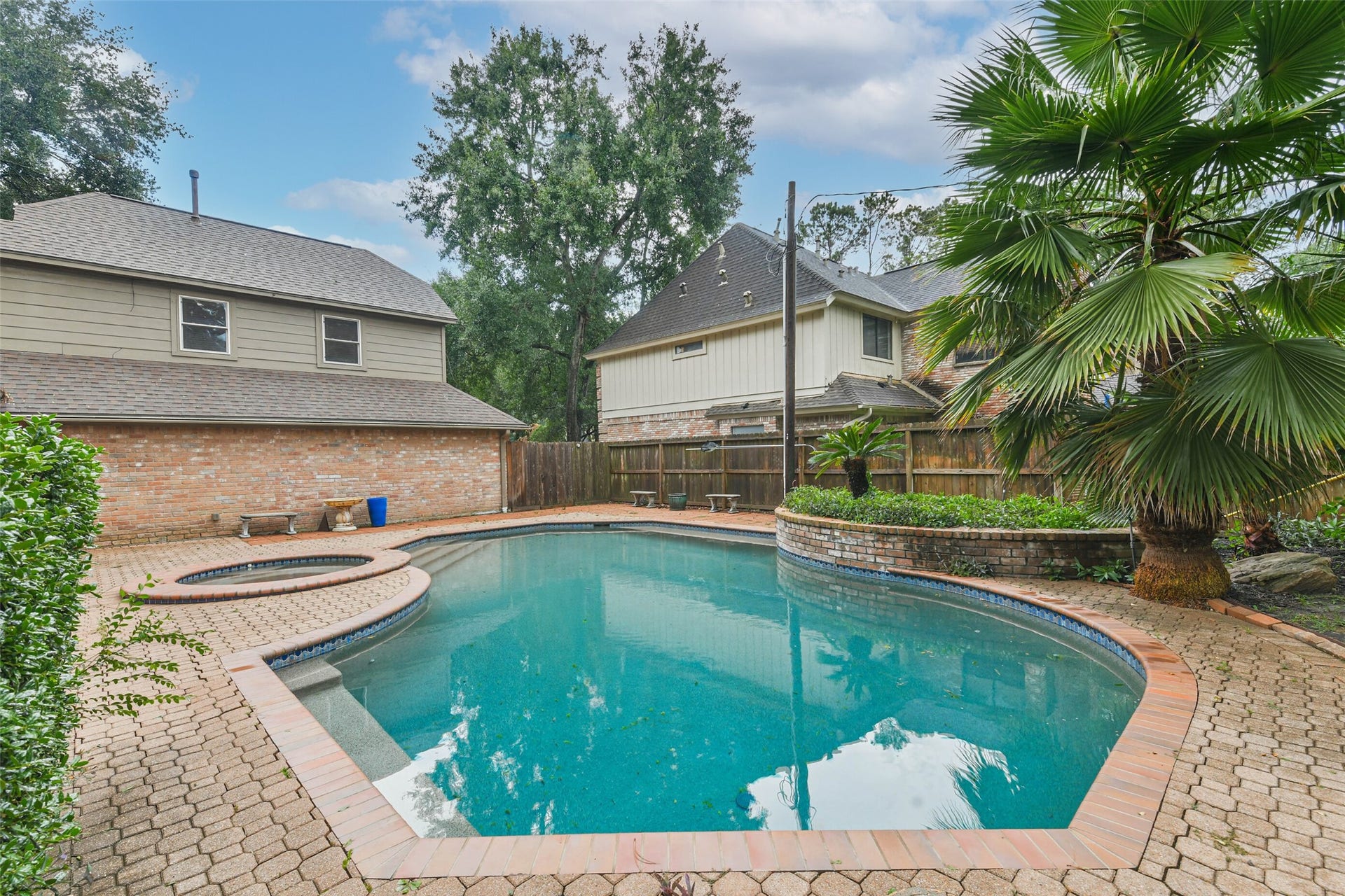 16003 Algrave Lane, Spring, TX 77379