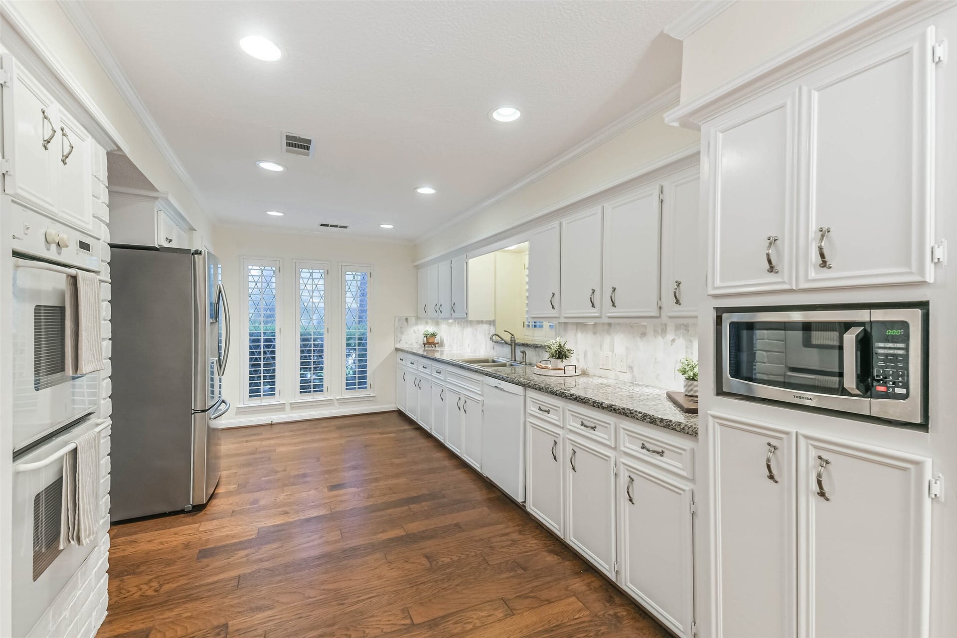 16003 Algrave Lane, Spring, TX 77379