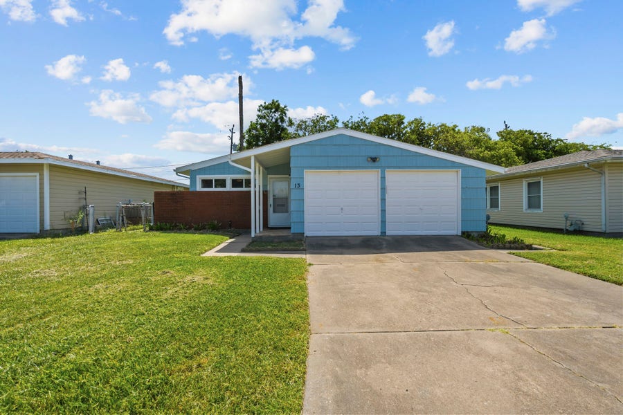 Property photo for 13 Lyncrest Drive, Galveston, TX