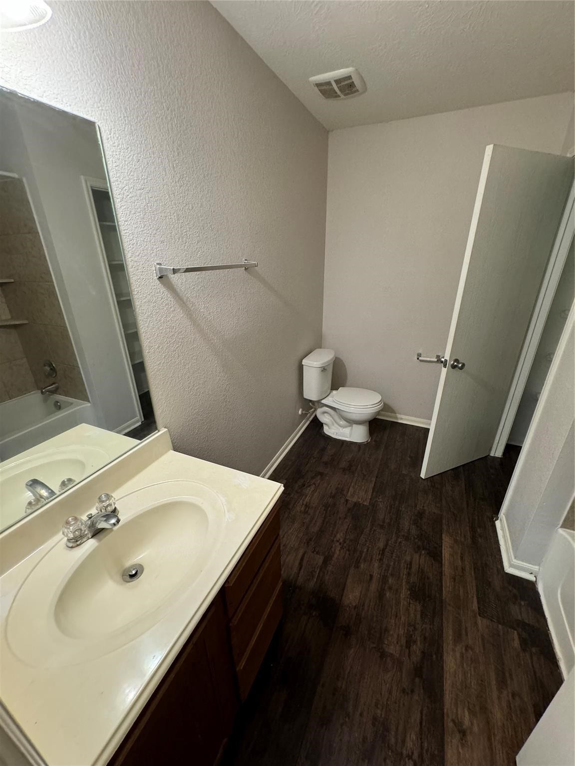 19022 Bee Line Court, Houston, TX 77073 19022 Bee Line Court, Houston, TX 77073