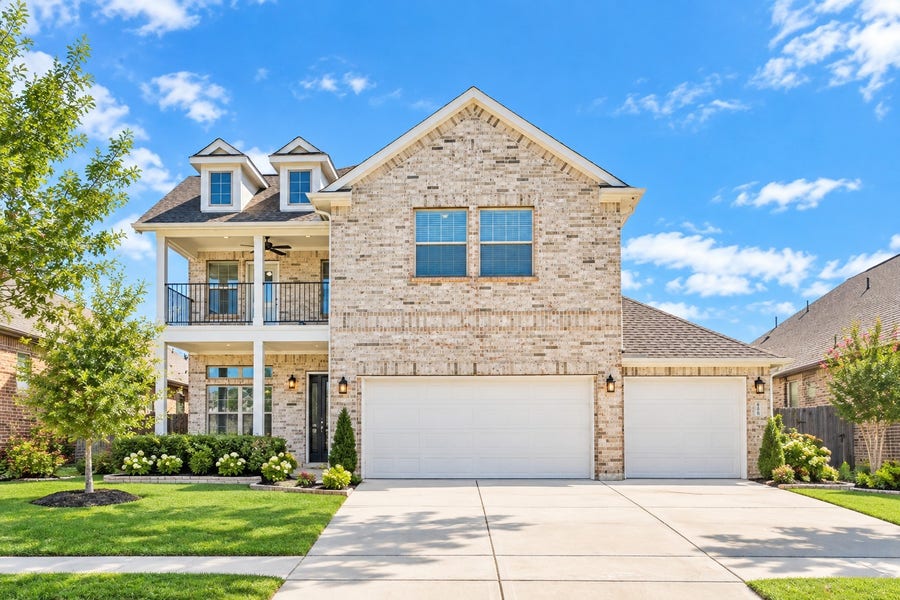 Property photo for 6710 Coral Hollow Drive, Baytown, TX